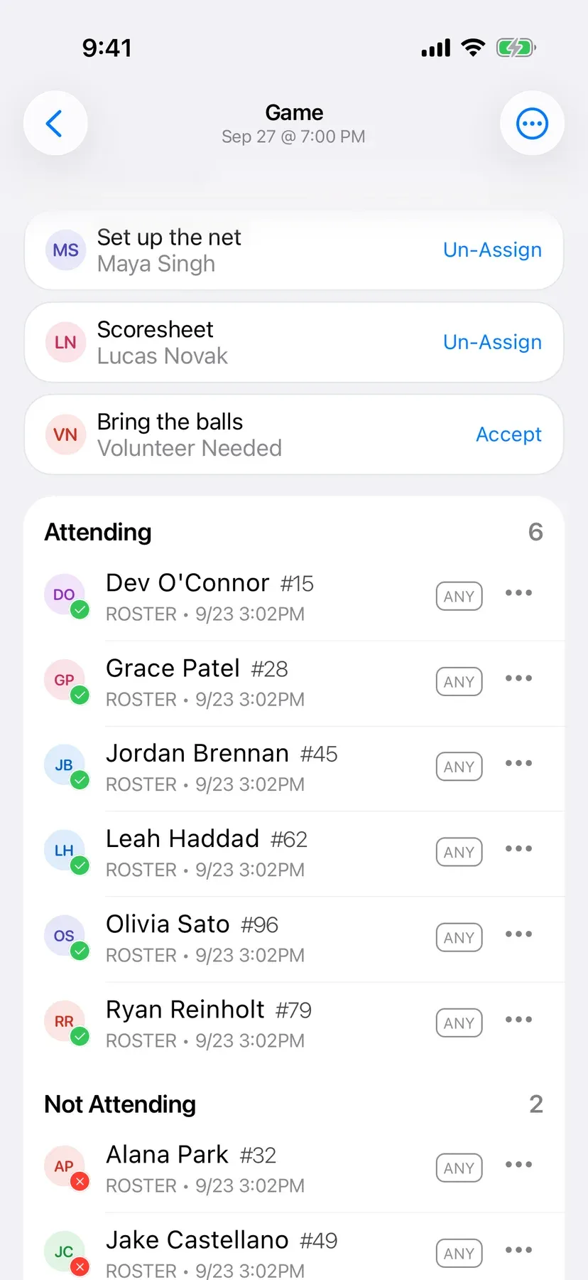 BenchApp game screen showing who is in, out, and yet to reply